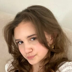 Sofia Bebej Headshot 2 of 4