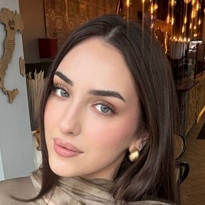 Sofia Pena Headshot 5 of 6