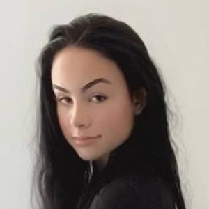 Sofia Elizabeth Headshot 2 of 10