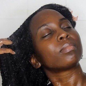 Sola Awe Headshot 2 of 10