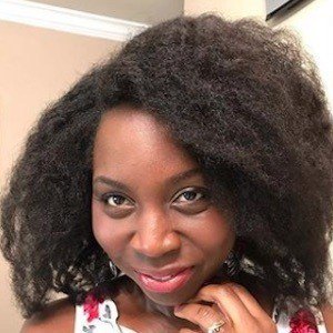 Sola Awe Headshot 3 of 10
