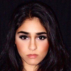 Sonika Vaid Headshot 3 of 10