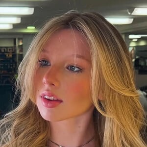 Sophia Florence Headshot 2 of 6