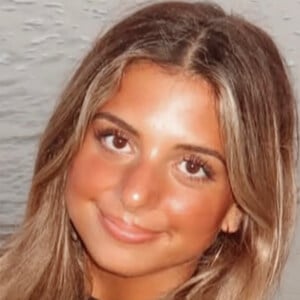Sophia Souzas Headshot 2 of 5