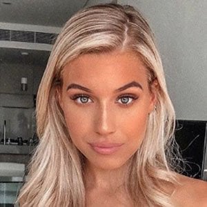 Sophie Batzloff Headshot 2 of 10