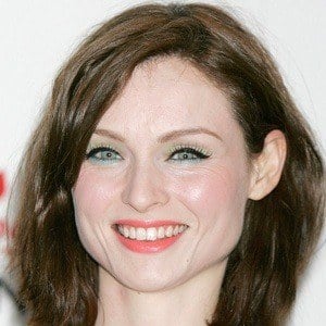 Sophie Ellis-Bextor Headshot 8 of 10