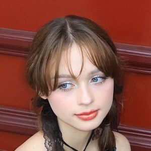 Sophie Grace (TikTok Star) - Age, Bio, Family | Famous Birthdays