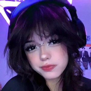 soy yuri Headshot 2 of 5