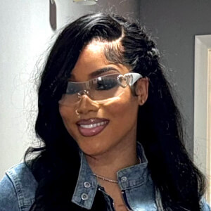 Spotlight Shanell Headshot 4 of 6
