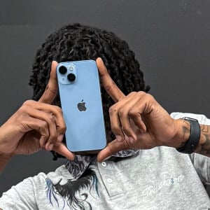 StackItSteph_ Headshot 2 of 9