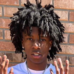 StackItSteph_ Headshot 8 of 9