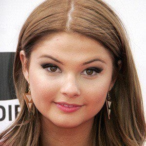 Stefanie Scott at age 16