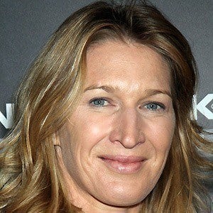 Steffi Graf Headshot 3 of 10