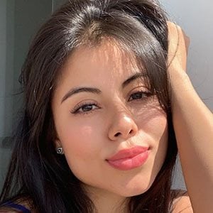 Steffy Moreno - Age, Family, Bio | Famous Birthdays