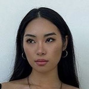 Stephanie Ahn Headshot 6 of 10