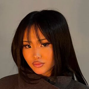 Stephanie Chen Headshot 4 of 4