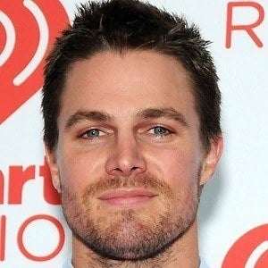 Stephen Amell at age 32