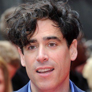 Stephen Mangan - Bio, Family, Trivia | Famous Birthdays