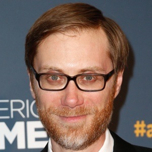 Stephen Merchant Headshot 6 of 10