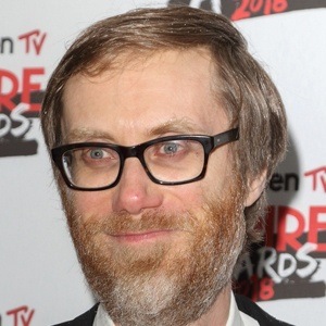 Stephen Merchant Headshot 9 of 10