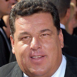 Steve Schirripa - Bio, Family, Trivia | Famous Birthdays