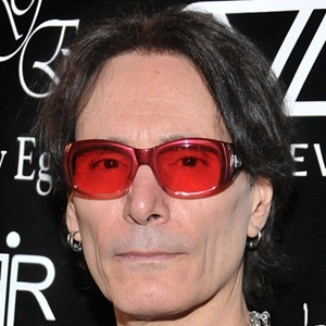 Steve Vai Headshot 6 of 7