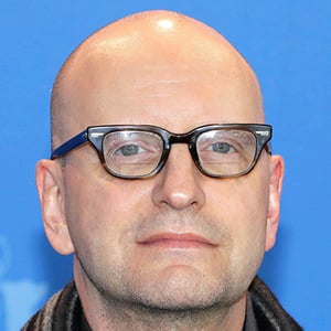 Steven Soderbergh Headshot 7 of 7