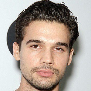 Steven Strait Headshot 6 of 10