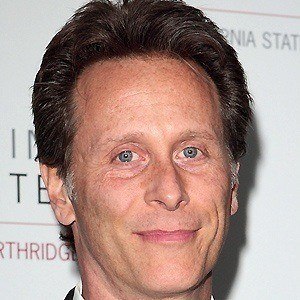 Steven Weber - Bio, Family, Trivia | Famous Birthdays