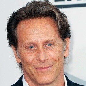 Steven Weber Headshot 4 of 5