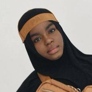 Inah Headshot 2 of 6