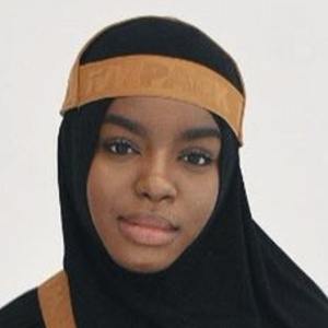 Inah Headshot 3 of 6