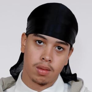 Strandz Headshot 6 of 6