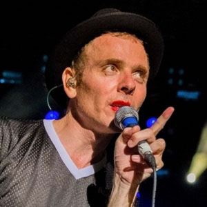 Stuart Murdoch - Bio, Family, Trivia | Famous Birthdays