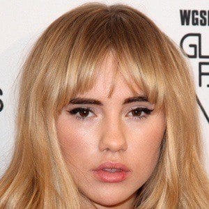 Suki Waterhouse at age 20