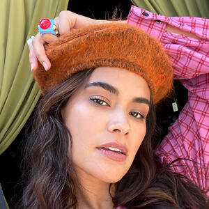 Sulem Calderon Headshot 4 of 6