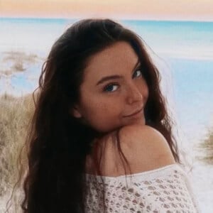 Summer Rae Klingbeil Headshot 9 of 10