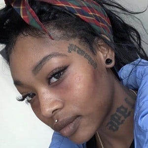 Summer Walker - Idade, Vida Pessoal, Biografia | Famous Birthdays