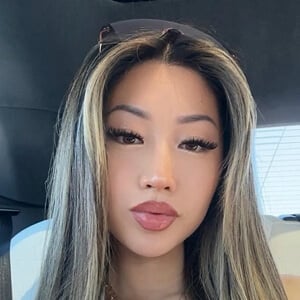 summersxng Headshot 5 of 7