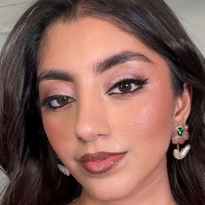 Sundas Hussain Headshot 3 of 4