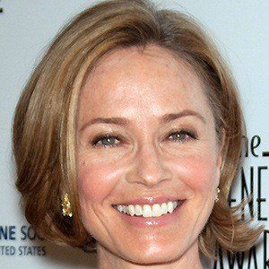 Susanna Thompson - Bio, Family, Trivia | Famous Birthdays