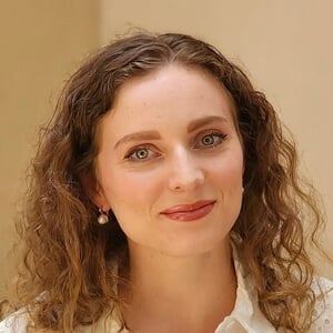 Svetlana Pustova Headshot 5 of 9