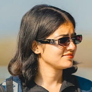 Swati Rojha Headshot 5 of 6