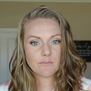 Swavy Curly Courtney Headshot 3 of 4