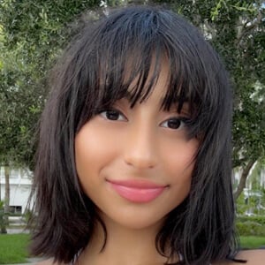 Talia Taylor - Age, Family, Bio | Famous Birthdays