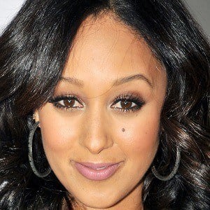 Tamera Mowry at age 33