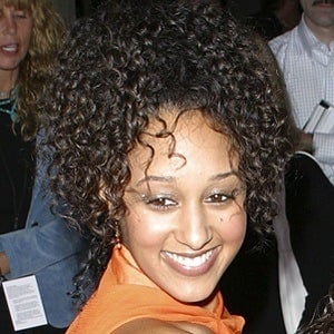 Tamera Mowry Headshot