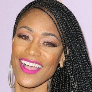 Tami Roman Headshot 6 of 10