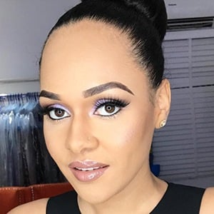 Tania Omotayo Headshot 3 of 6