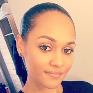 Tania Omotayo Headshot 6 of 6